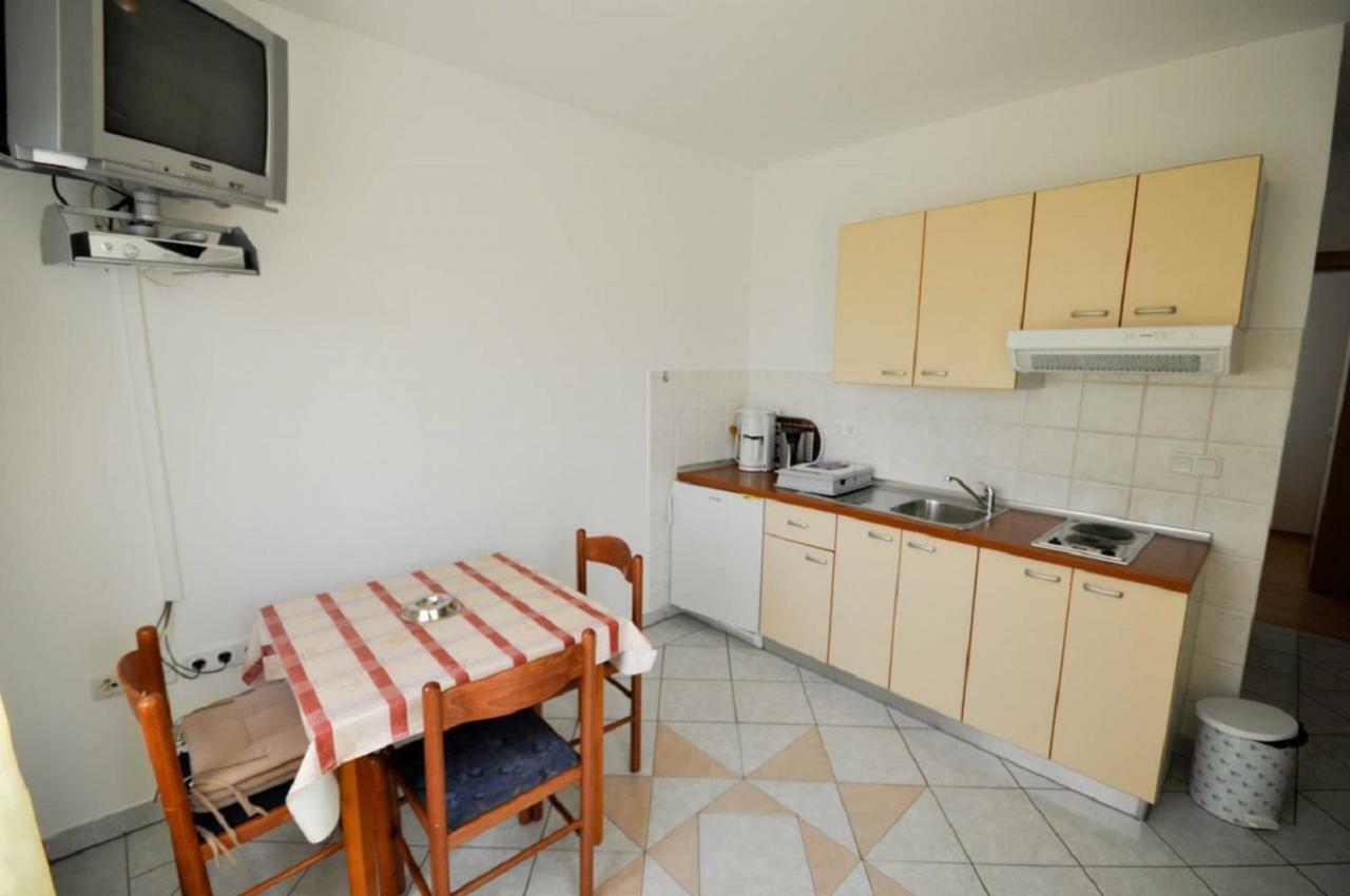Ana M Apartments Novigrad  Exterior photo