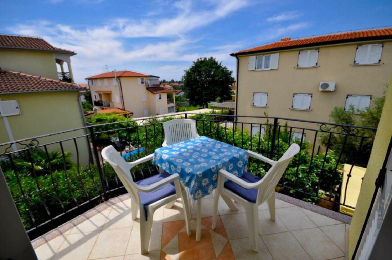 Ana M Apartments Novigrad  Exterior photo